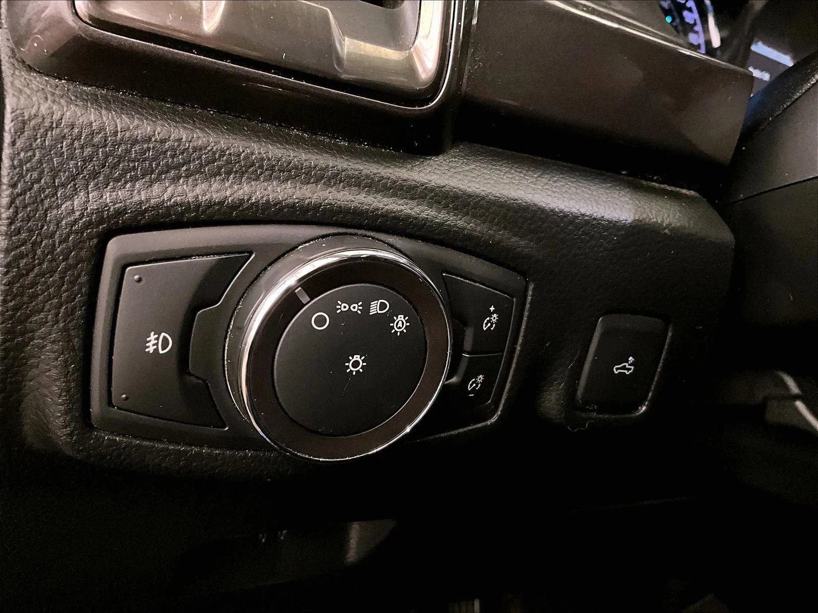 Certified 2019 Ford Ranger Lariat w/ Equipment Group 501A Mid AWD/4WD image 30