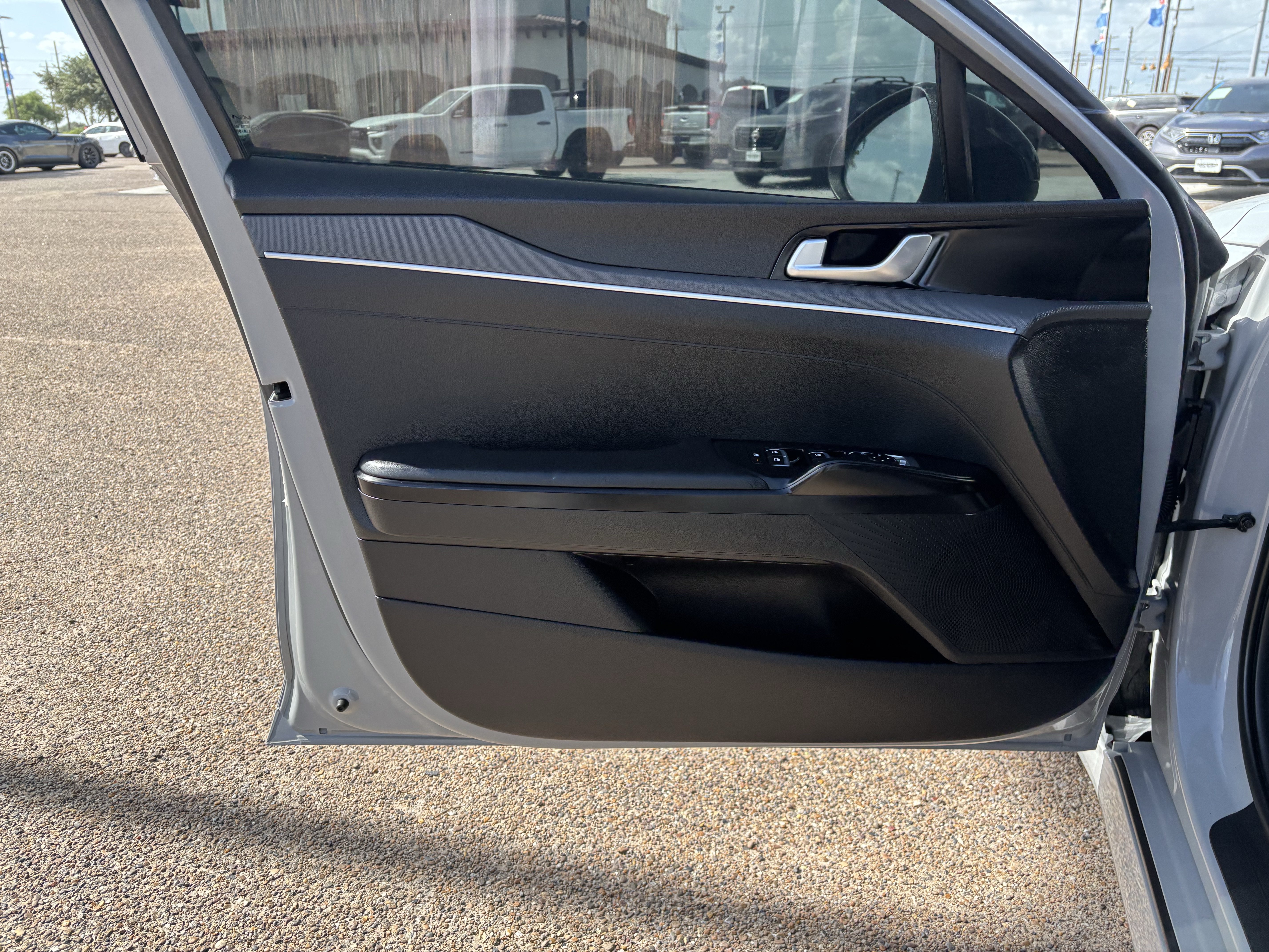 Used 2022 Kia K5 GT-Line FWD image 4