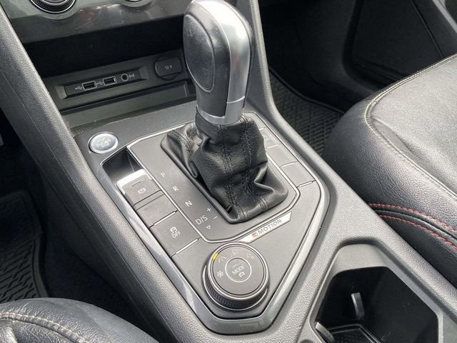 Used 2018 Volkswagen Tiguan SEL image 33