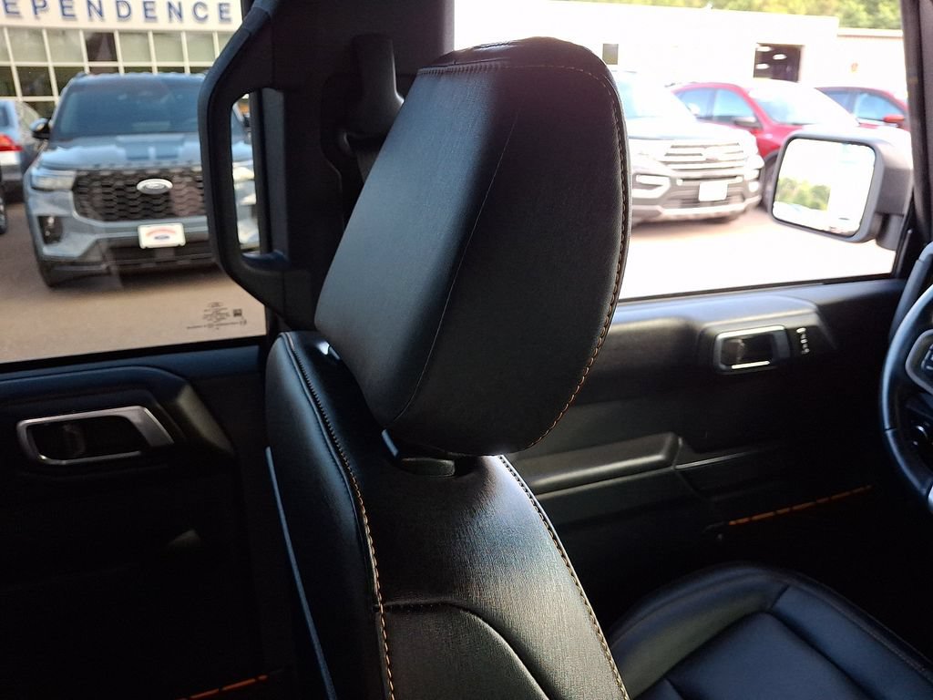 Certified 2024 Ford Bronco Badlands AWD/4WD image 13