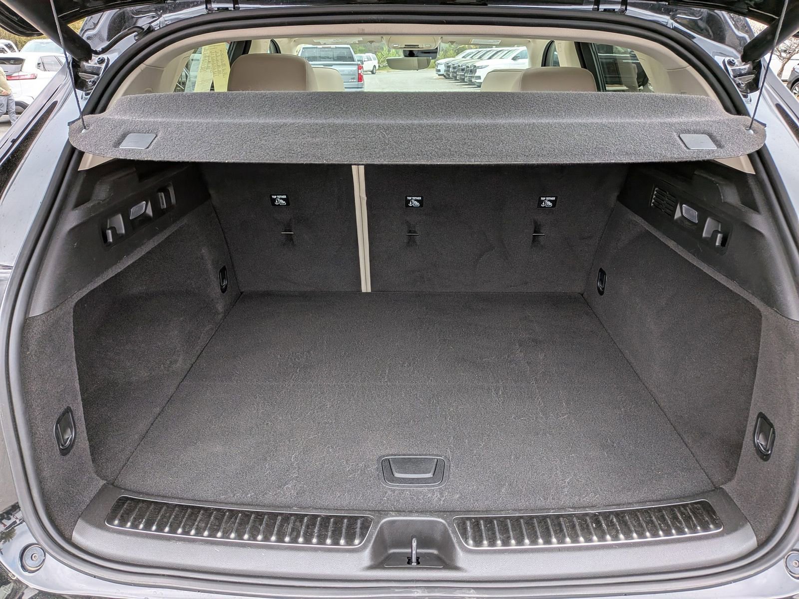 Used 2021 Buick Envision Avenir w/ Technology Package II image 7