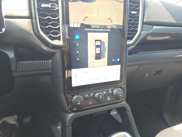 Certified 2025 Ford Ranger Lariat RWD image 17