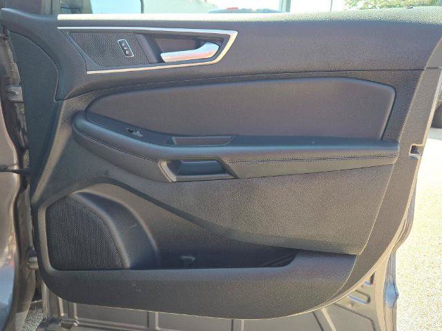 Certified 2024 Ford Edge SEL w/ Convenience Package AWD/4WD image 8