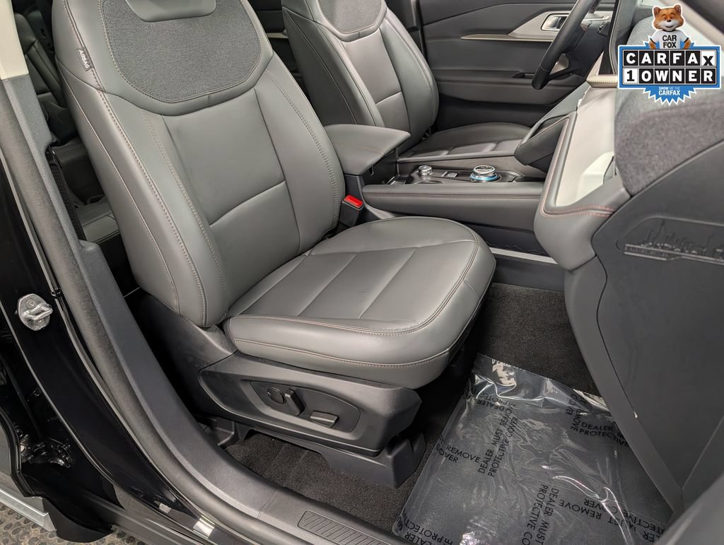 Certified 2025 Ford Explorer Active w/ Active Comfort Package AWD/4WD image 31