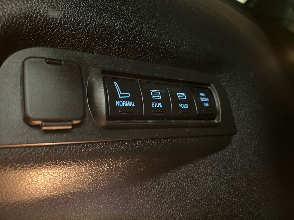 Certified 2017 Ford Explorer Limited FWD image 31