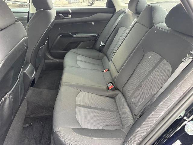 Used 2021 Kia K5 LXS image 8