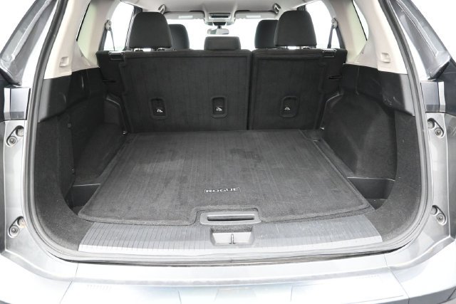 Used 2026 Nissan Rogue SV w/ Cold Weather Package FWD image 27