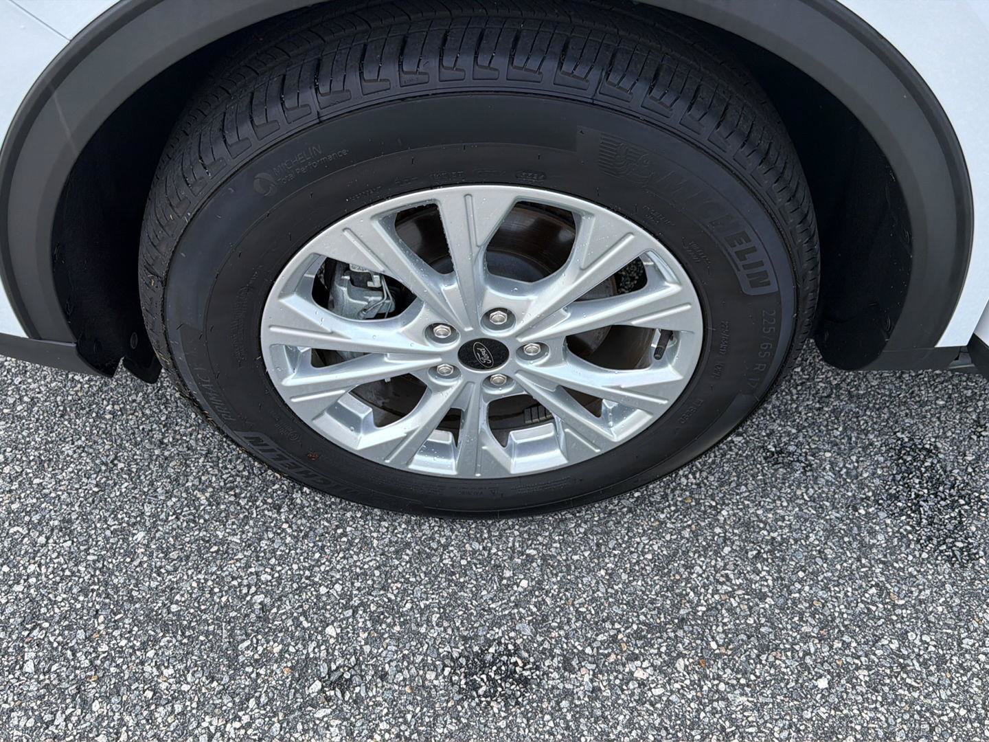 Certified 2025 Ford Escape Active w/ Cold Weather Package FWD image 37