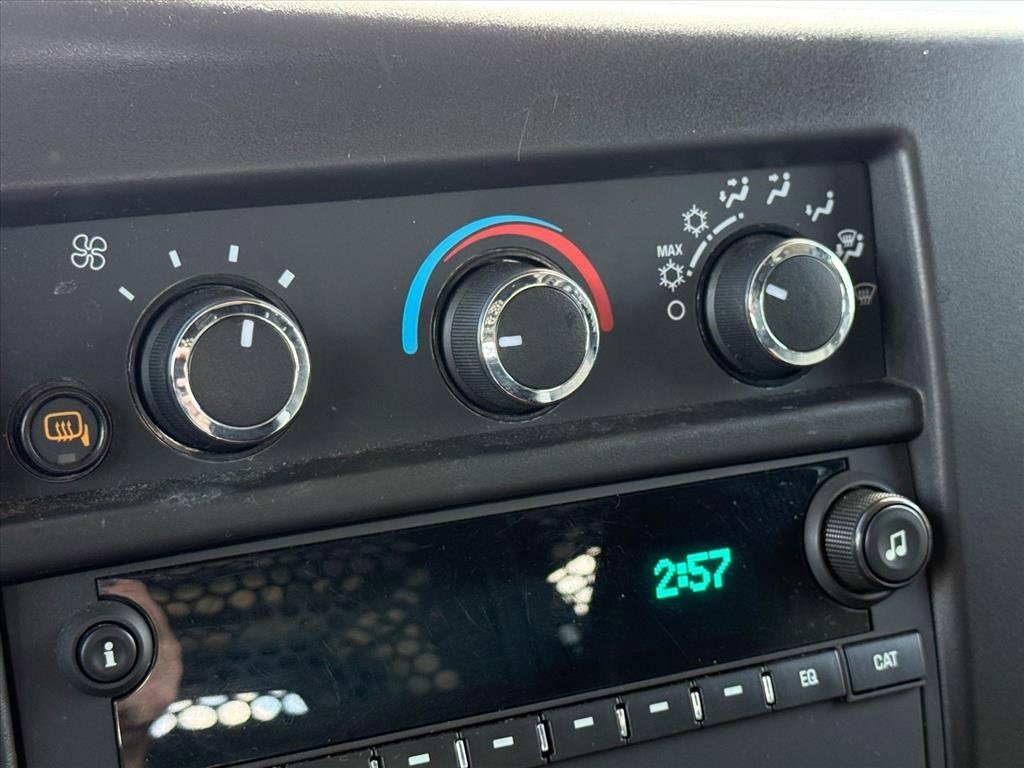 Used 2024 Chevrolet Express 2500 Work Van w/ Driver Convenience Package image 17