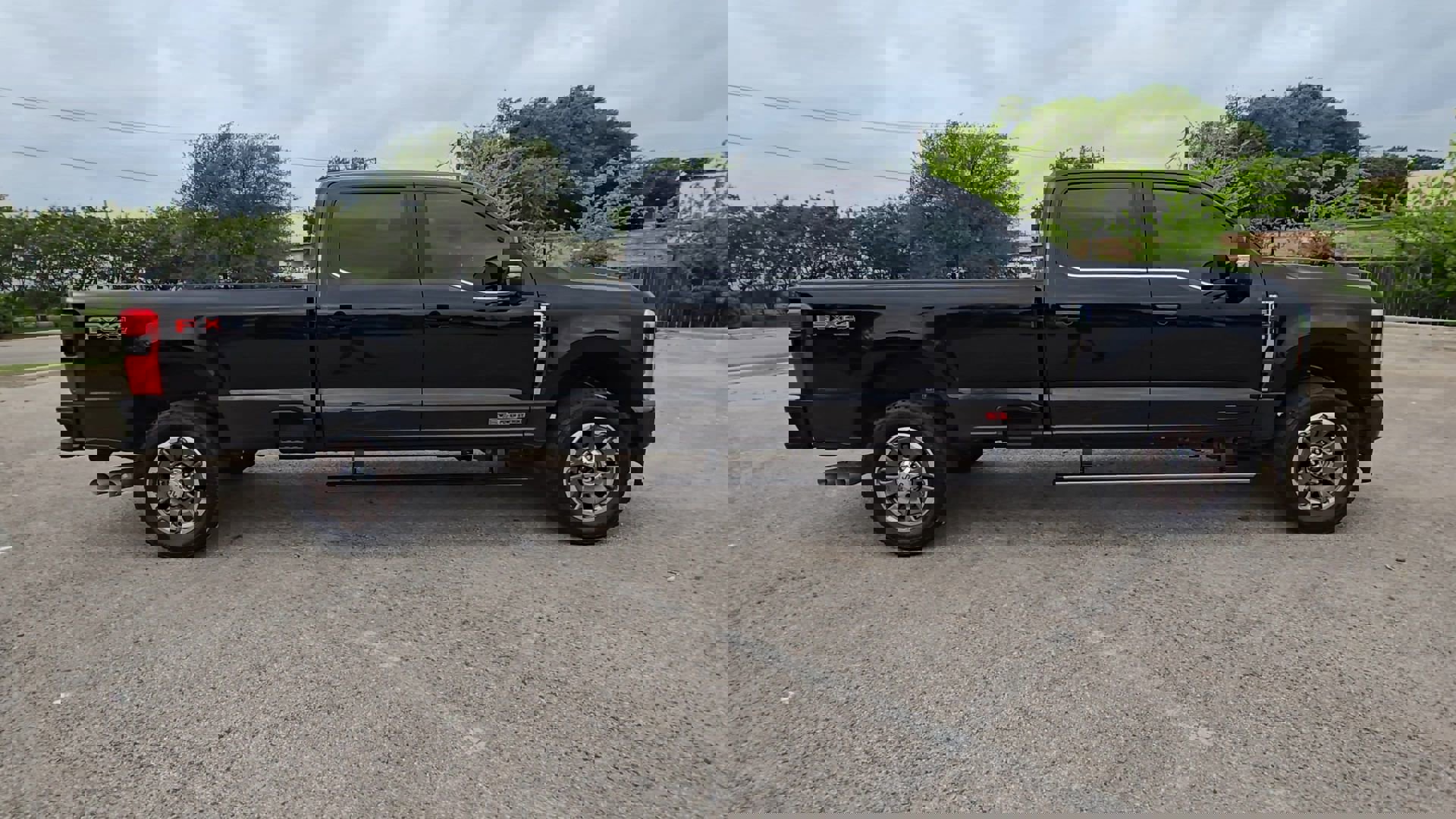 Certified 2024 Ford F350 King Ranch w/ FX4 Off-Road Package image 9