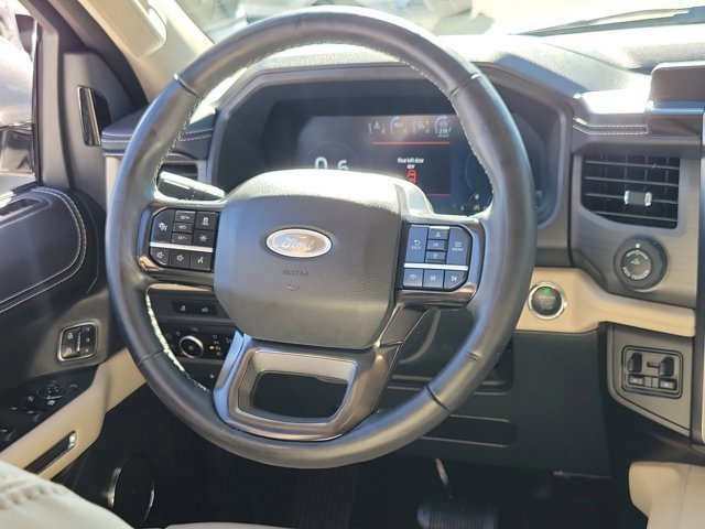 Certified 2023 Ford Expedition Platinum image 21