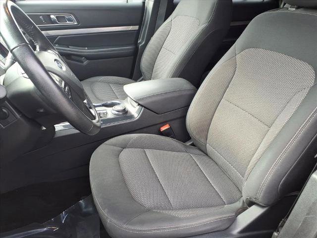Certified 2019 Ford Explorer XLT image 17
