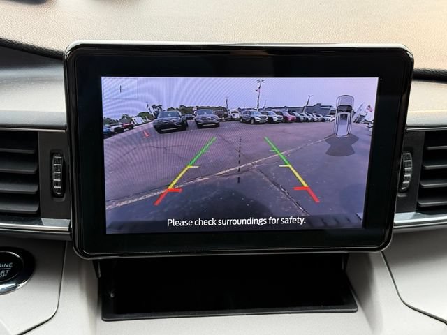 Certified 2023 Ford Explorer XLT w/ Equipment Group 202A AWD/4WD image 12