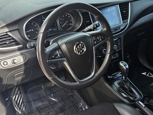 Used 2021 Buick Encore Preferred image 33