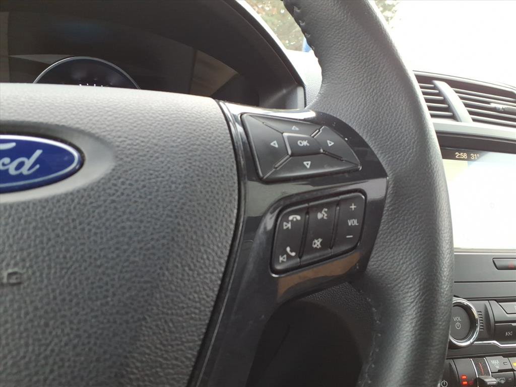 Certified 2019 Ford Explorer XLT w/ Equipment Group 202A image 20