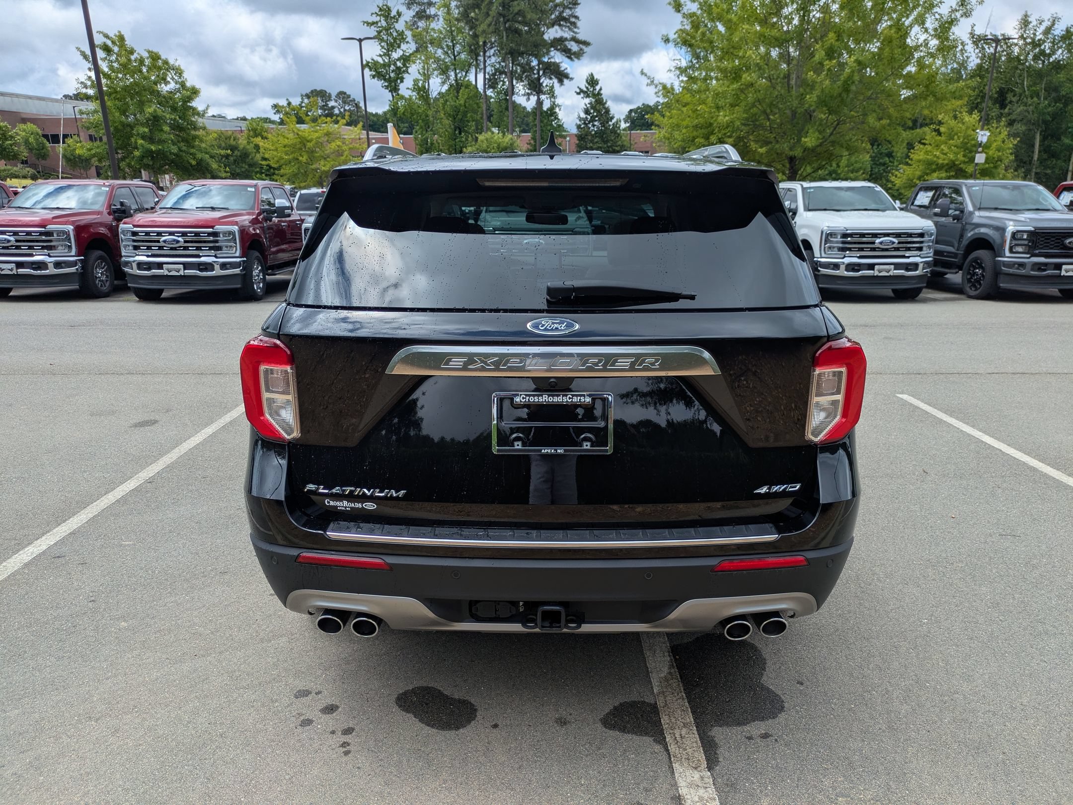 Certified 2022 Ford Explorer Platinum w/ Equipment Group 601A AWD/4WD image 5