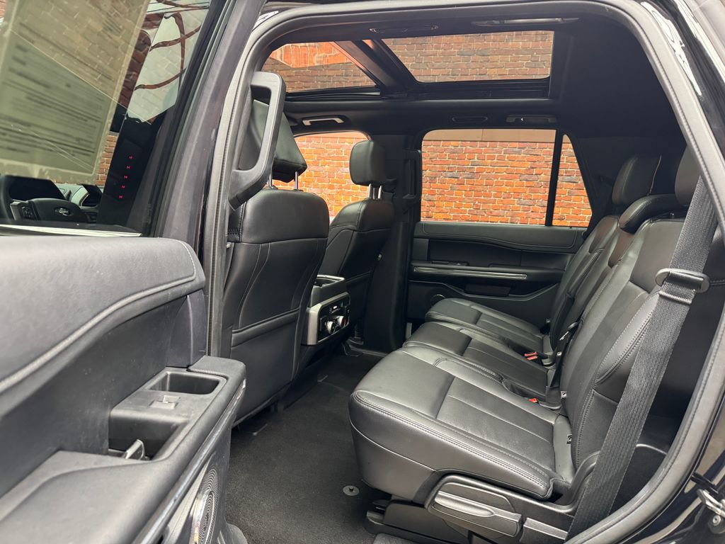 Certified 2020 Ford Expedition XLT w/ Equipment Group 202A AWD/4WD image 25