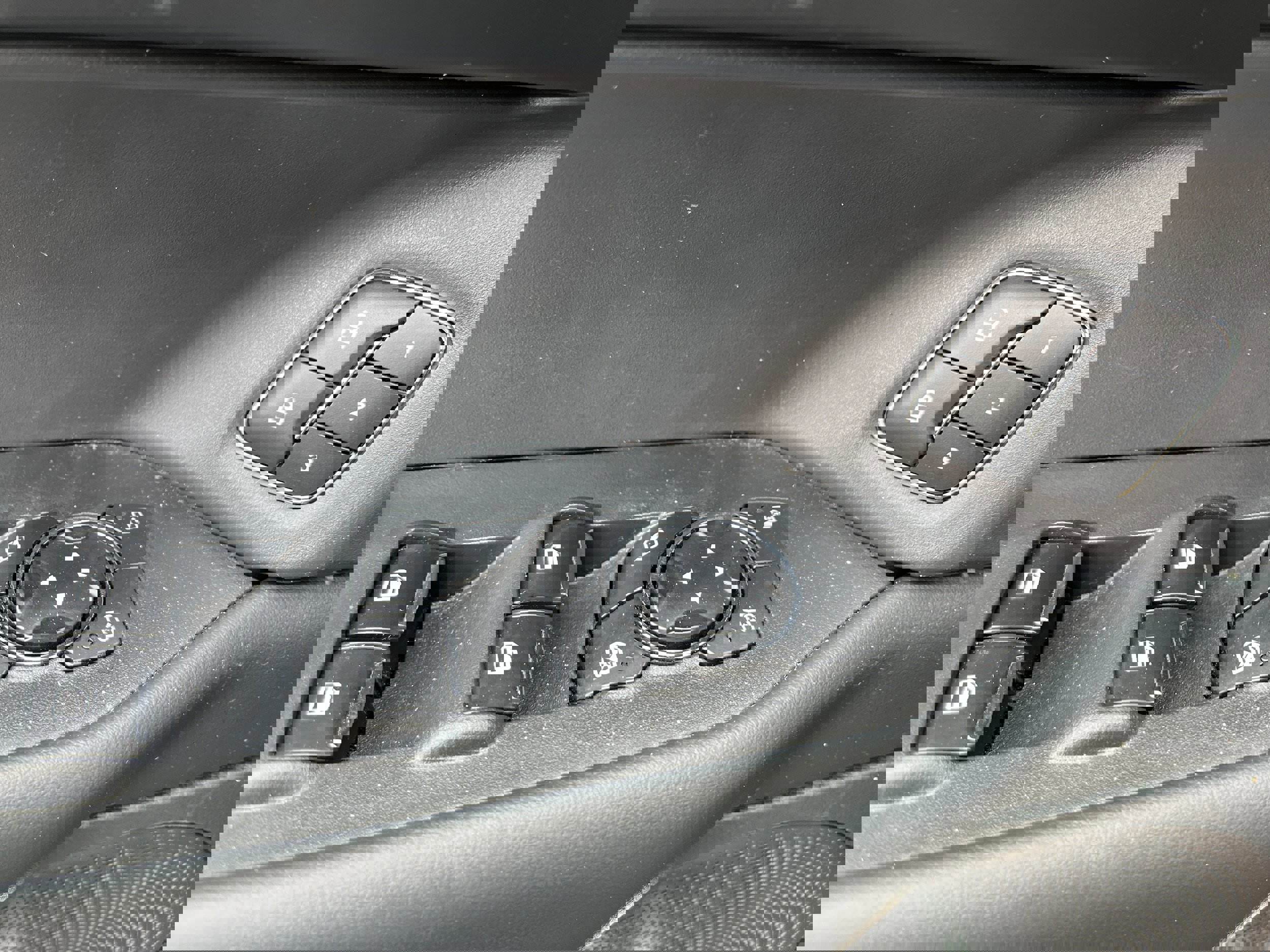 Certified 2023 Ford Expedition Max Platinum image 26