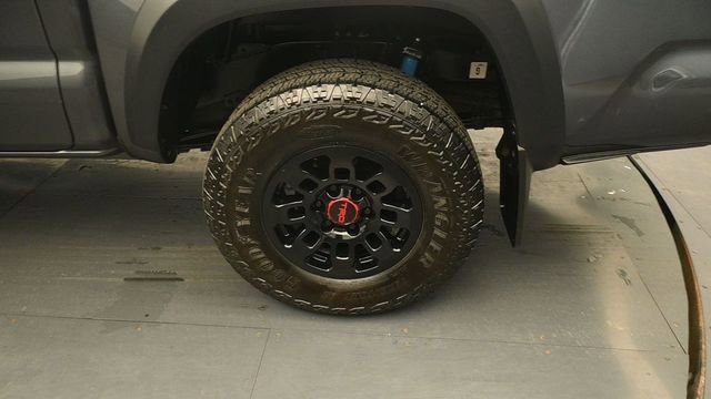 Used 2023 Toyota Tacoma TRD Off-Road AWD/4WD image 9