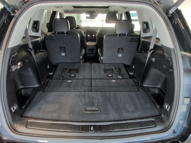 Used 2023 Jeep Grand Cherokee L Limited w/ Luxury Tech Group II AWD/4WD image 36