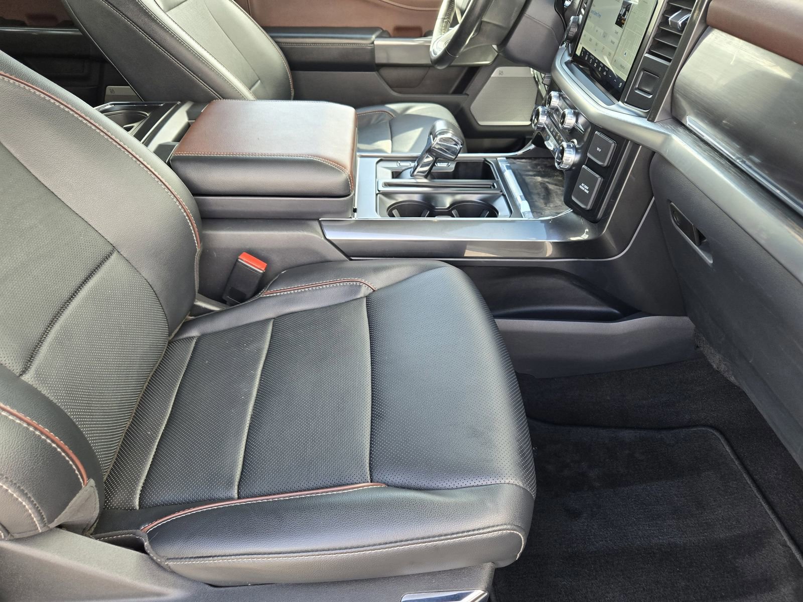 Certified 2023 Ford F150 Lariat w/ Equipment Group 502A High image 13