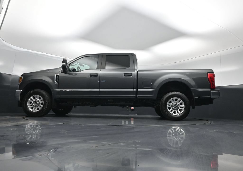 Certified 2019 Ford F250 XL w/ STX Appearance Package AWD/4WD image 46