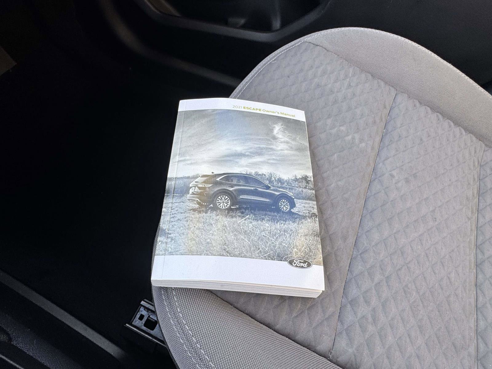 Certified 2021 Ford Escape SE w/ Convenience Package image 40