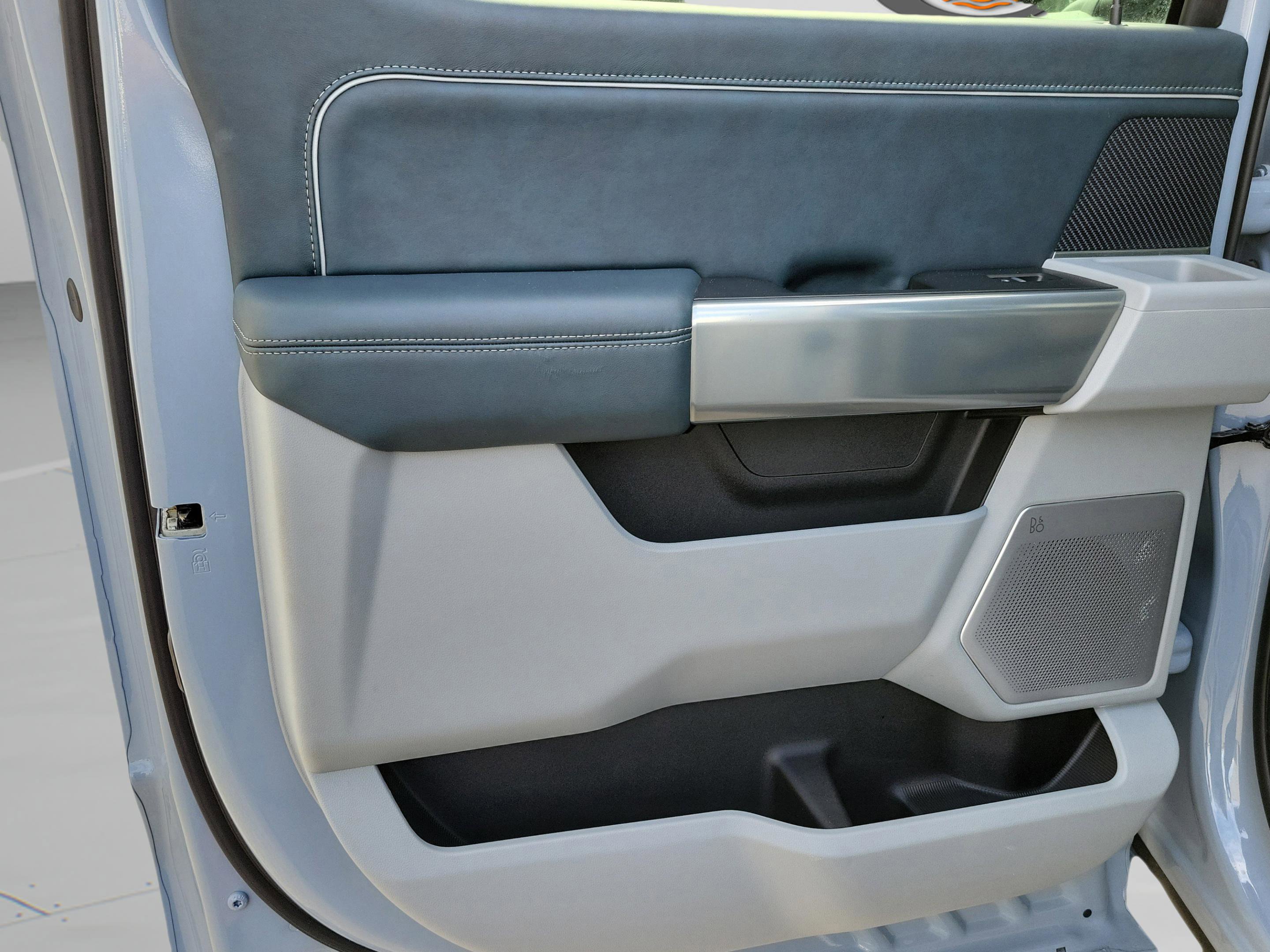 Certified 2024 Ford F250 Limited w/ FX4 Off-Road Package image 33