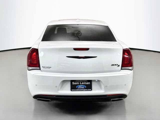 Used 2023 Chrysler 300 S RWD image 6
