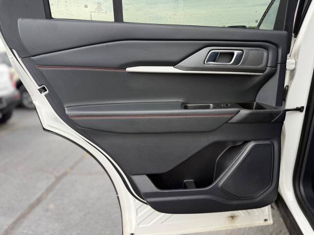 Certified 2025 Ford Explorer ST-Line w/ ST-Line Street Pack AWD/4WD image 16