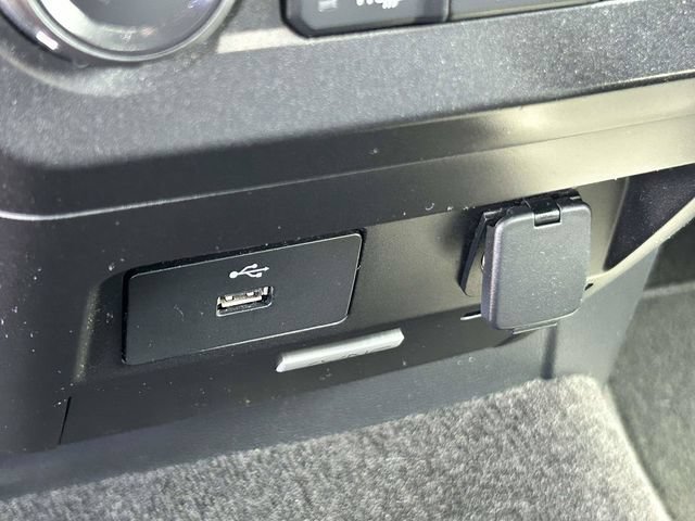 Certified 2018 Ford F150 XLT w/ Equipment Group 301A Mid AWD/4WD image 22