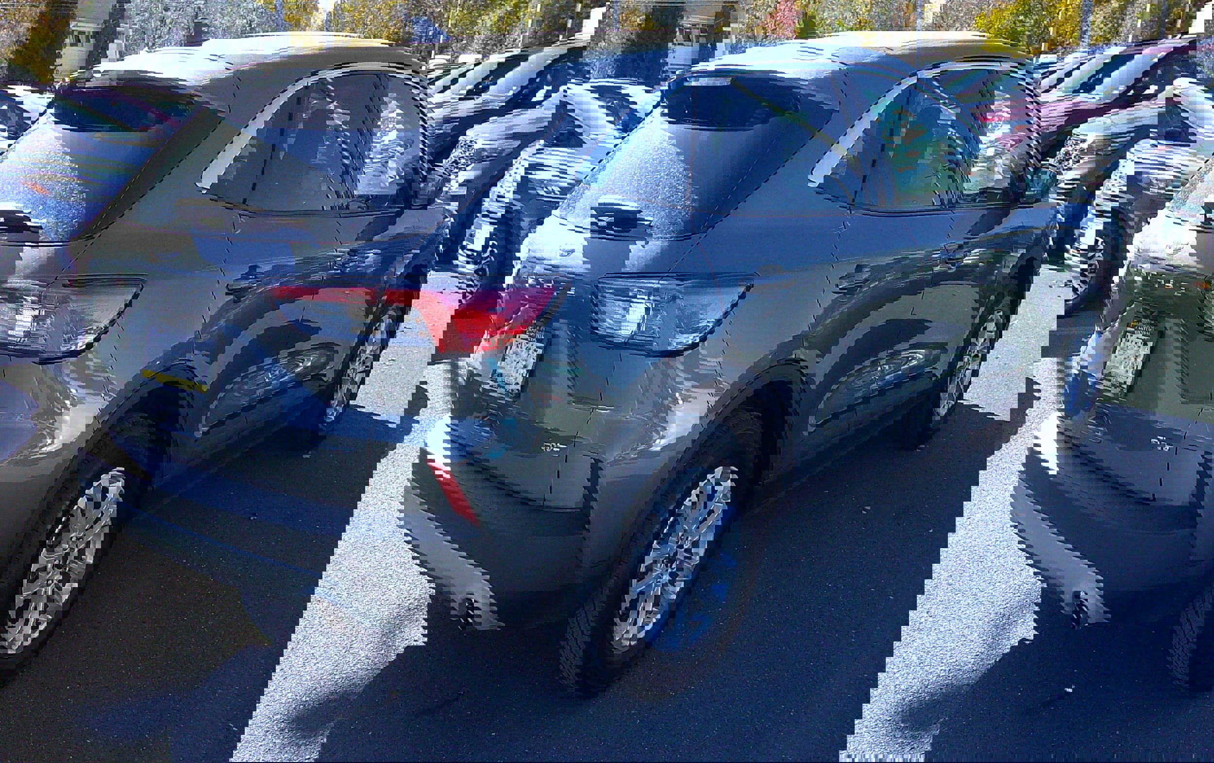 Certified 2022 Ford Escape SE w/ Cold Weather Package image 3