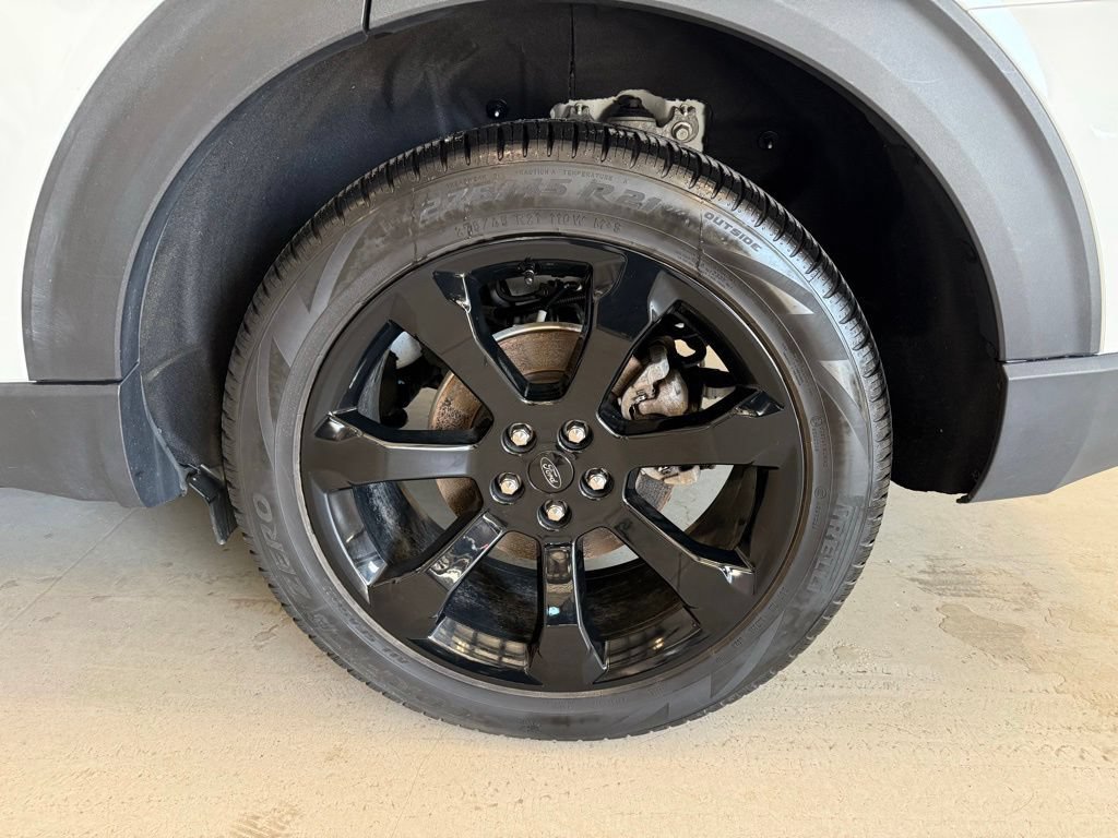 Certified 2024 Ford Explorer ST-Line w/ Class IV Trailer Tow Package AWD/4WD image 37