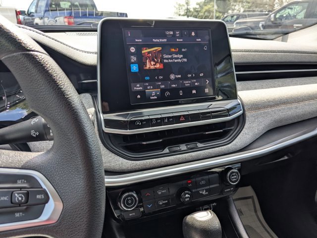 Used 2022 Jeep Compass Sport image 24