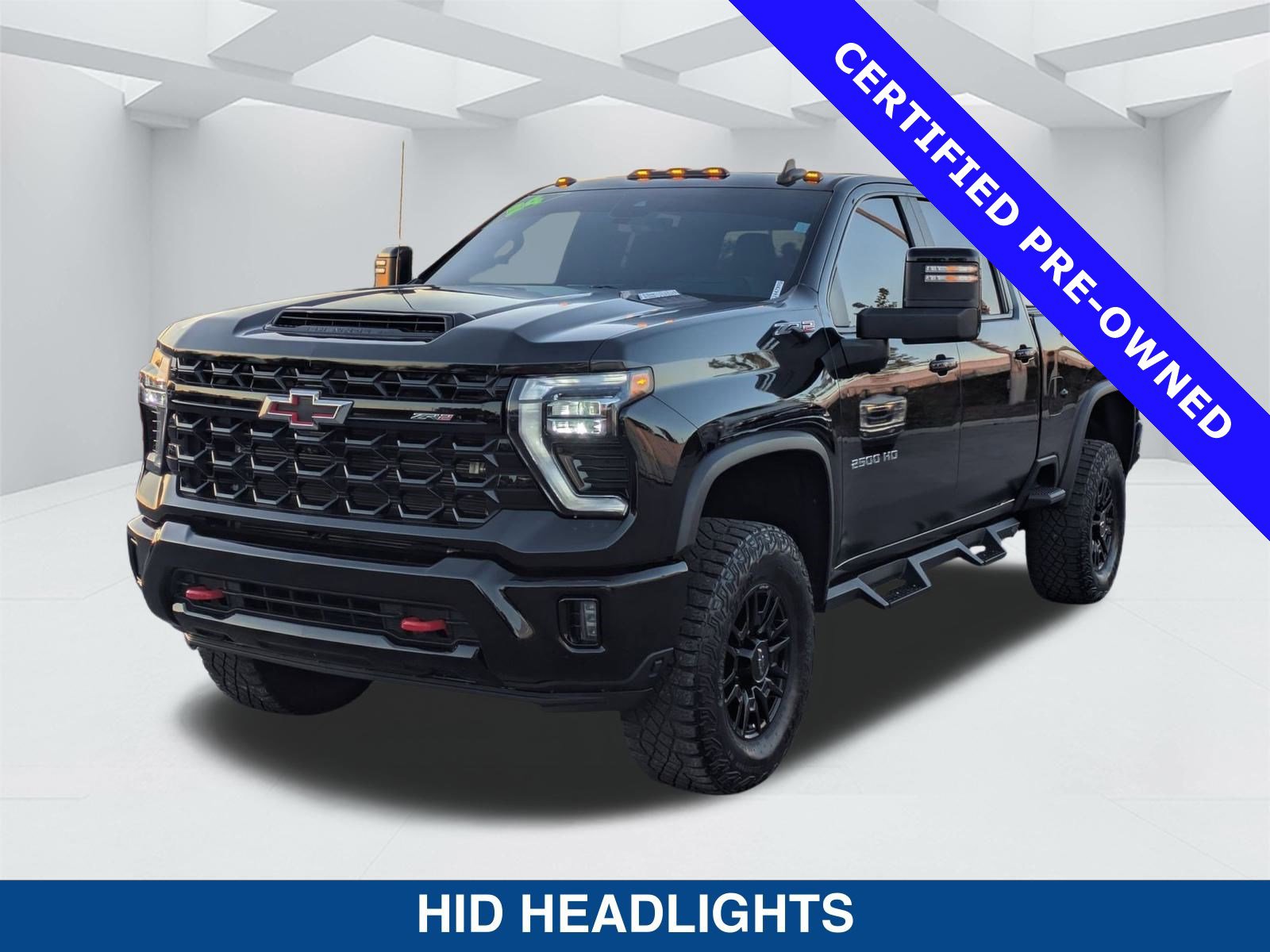 Used 2024 Chevrolet Silverado 2500 ZR2 w/ Technology Package image 7