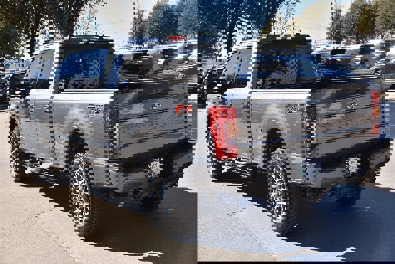 Certified 2022 Ford F250 Lariat w/ Lariat Ultimate Package image 6