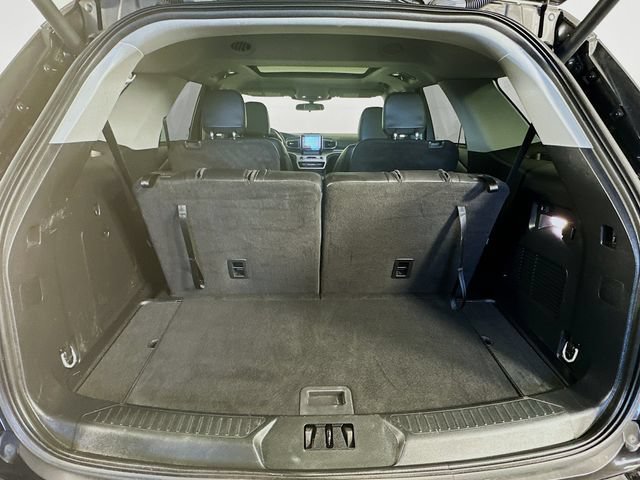 Certified 2023 Ford Explorer XLT w/ Equipment Group 202A AWD/4WD image 33