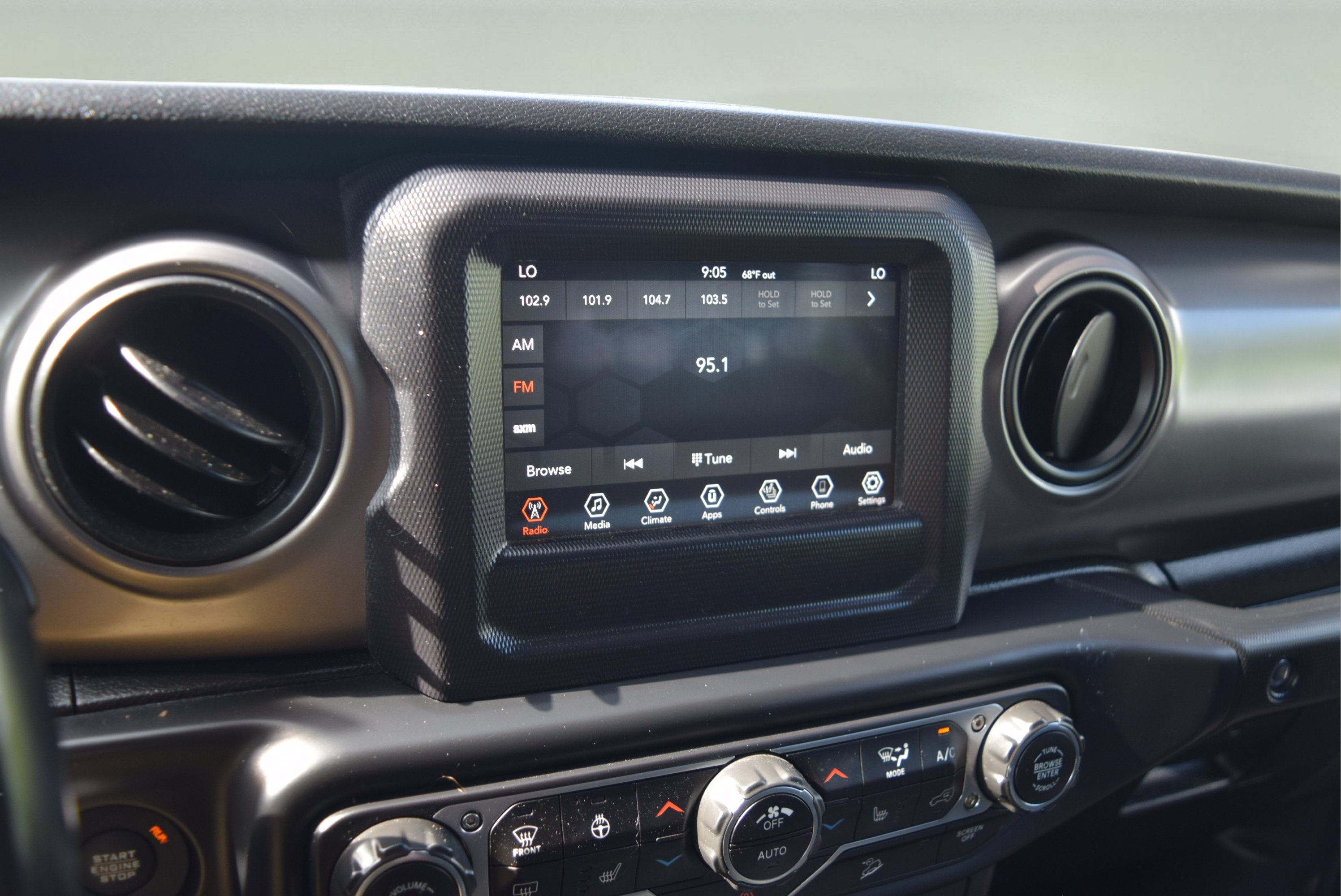 Used 2020 Jeep Wrangler Unlimited Sport S AWD/4WD image 14