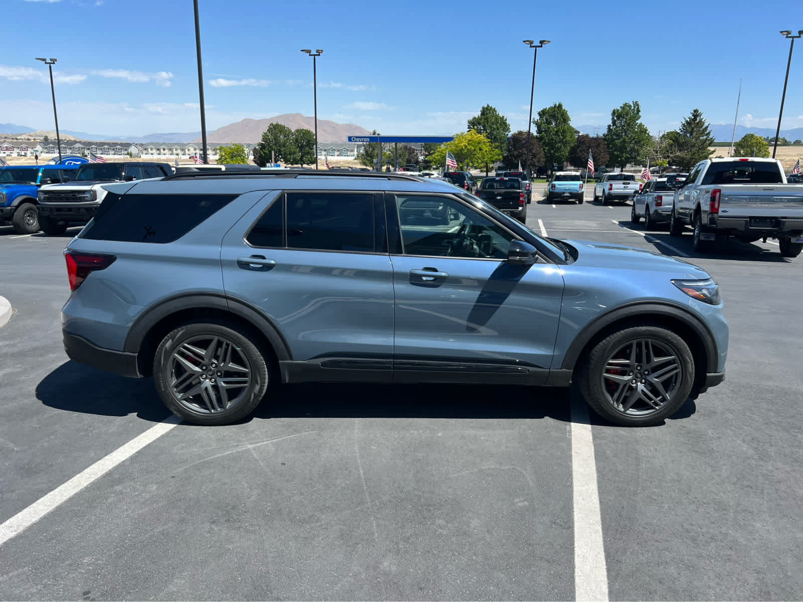 Certified 2025 Ford Explorer ST w/ Sun And Sound Package AWD/4WD image 6
