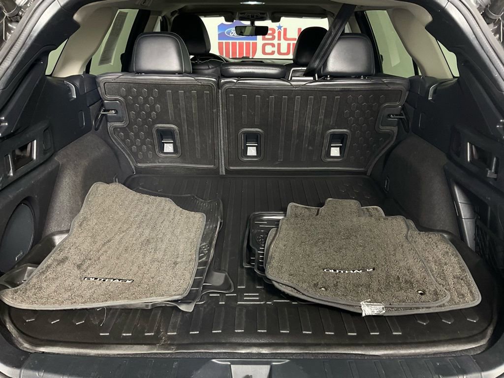 Used 2022 Subaru Outback Limited w/ Popular Package #2 image 11