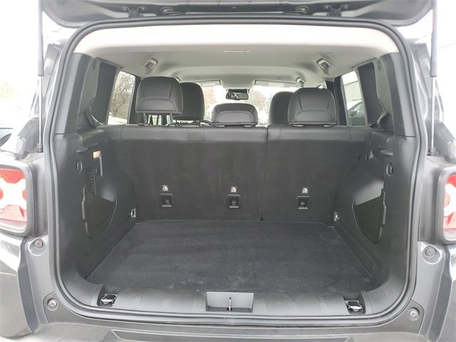 Used 2023 Jeep Renegade Limited image 27