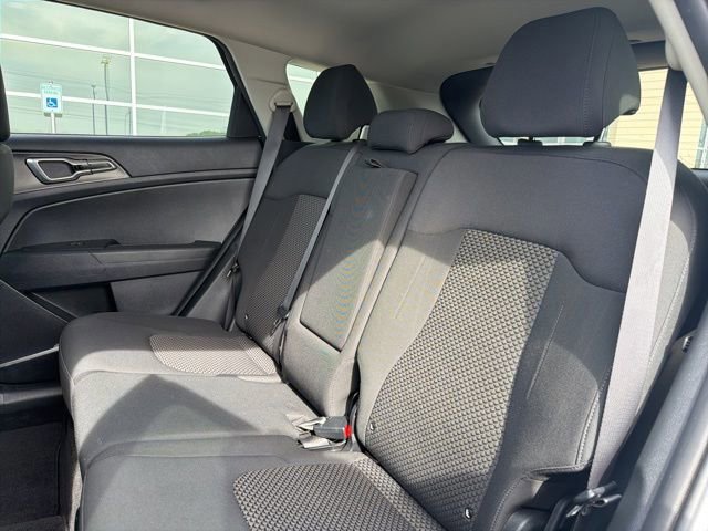 Used 2023 Kia Sportage LX FWD image 16