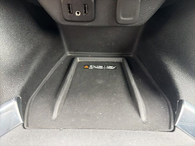 Used 2023 Chevrolet Traverse LT image 35