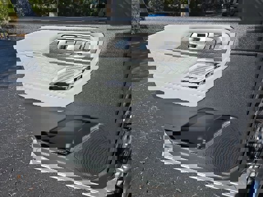 Certified 2025 Ford Explorer Platinum w/ Ultimate Package image 20