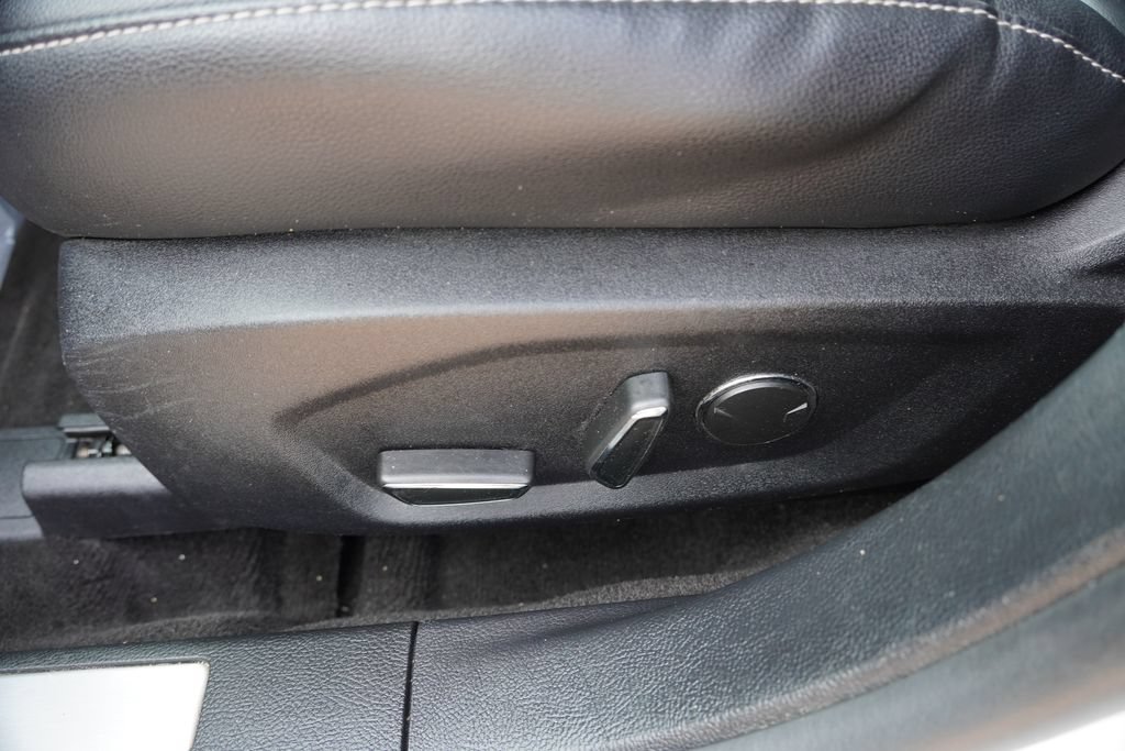 Certified 2020 Ford Fusion Titanium FWD image 23