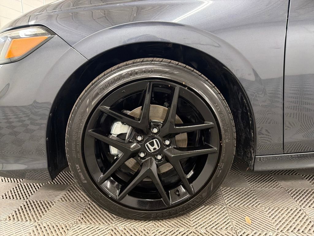 Used 2025 Honda Civic Sport image 15