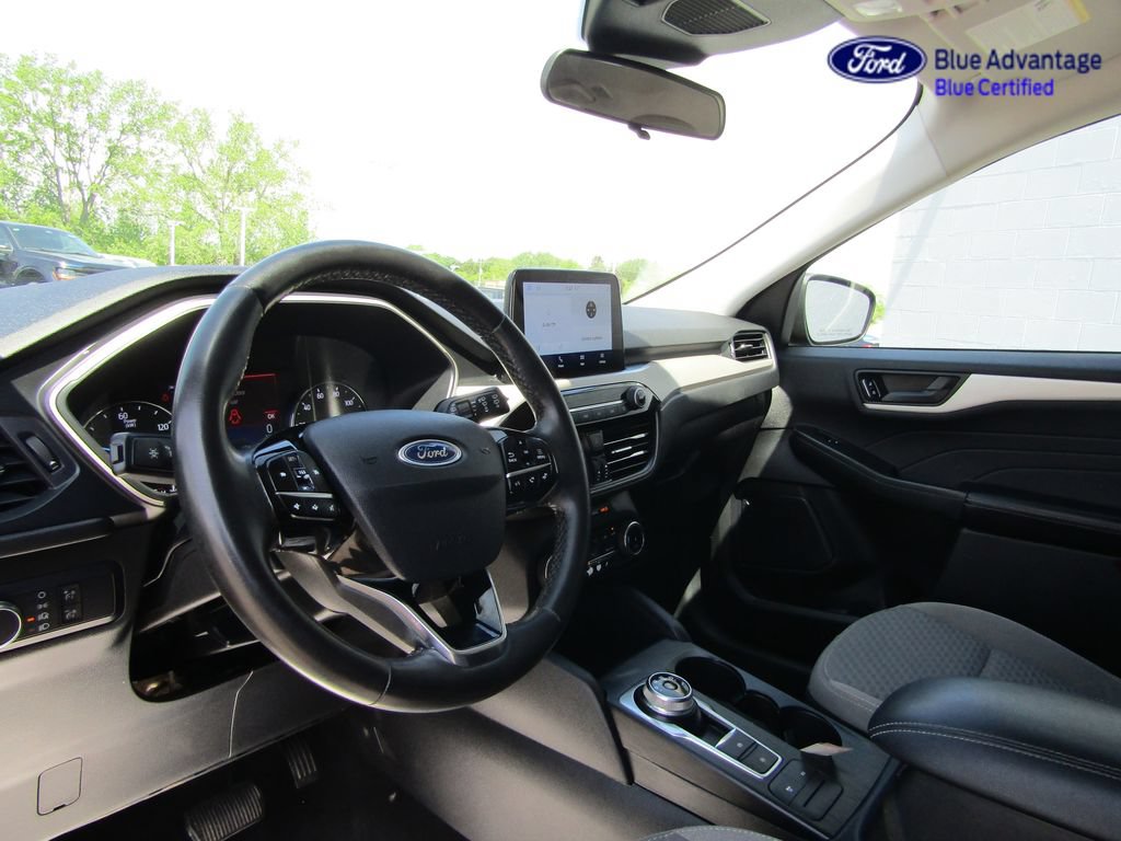 Certified 2022 Ford Escape SE w/ Convenience Package FWD image 11