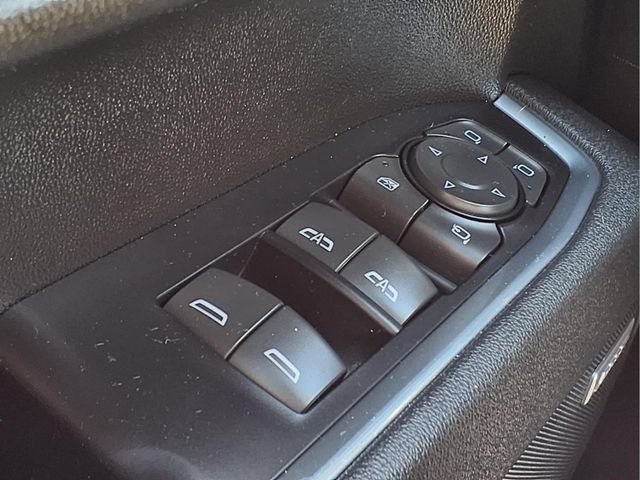 Used 2025 Chevrolet Silverado 1500 LTZ AWD/4WD image 26