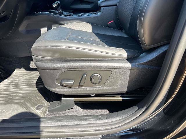 Used 2025 Kia Sorento S w/ Panoramic Sunroof Package FWD image 18