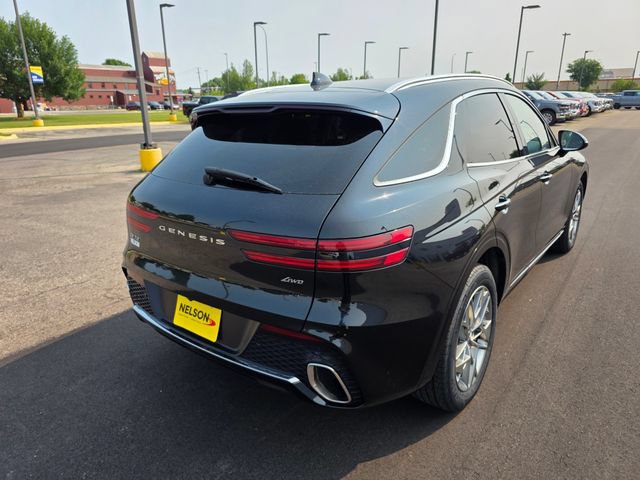 Used 2025 Genesis GV70 2.5T AWD/4WD image 8